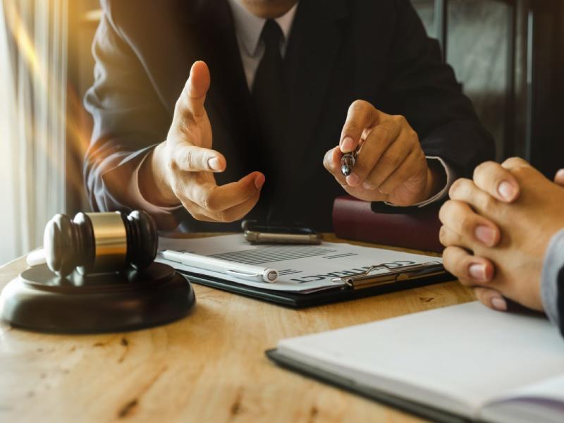 Responsable juridique